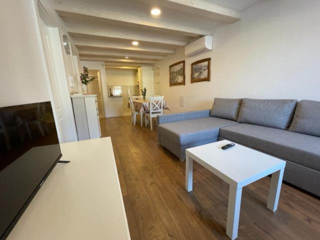 Apartment Concetta Црес Экстерьер фото